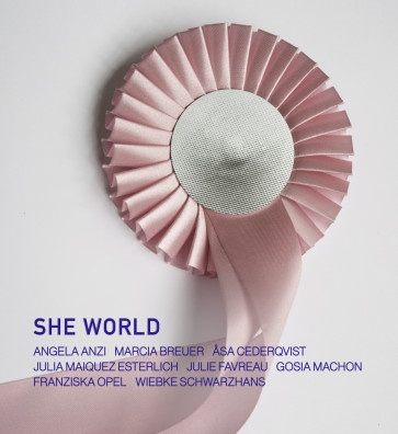 Cover SHE WORLD Gruppenausstellung UMSCHLAG 190829